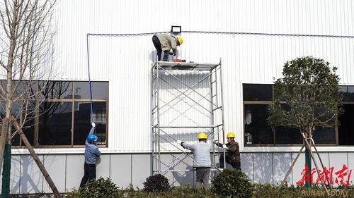 新年開新局 | 湘鄉(xiāng)經(jīng)開區(qū)智能工廠沖刺倒計(jì)時(shí)，點(diǎn)亮產(chǎn)業(yè)升級(jí)新