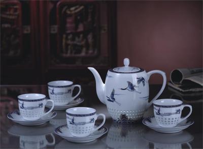 晶玲瓏-祥和茶具 高雅設(shè)計(jì)，品質(zhì)傳承