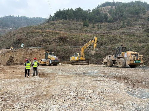 大道向山川 貴州銅仁工程建設正酣，助力區域騰飛
